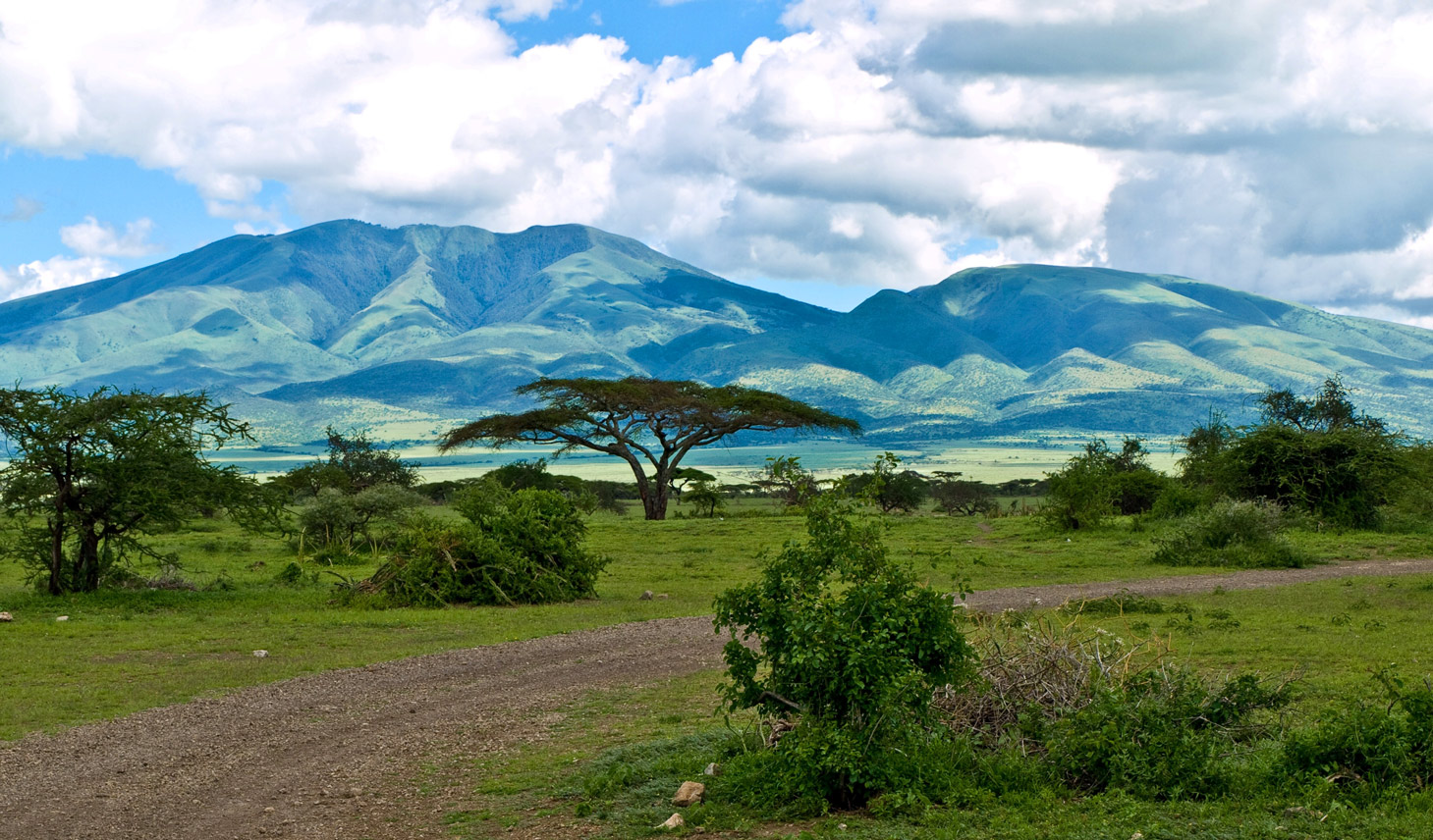 Mountains_of_the_Serengeti